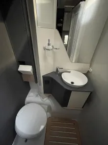 Fahrzeugbild Laika Kosmo L 105 #17