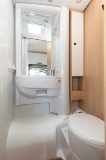 Fahrzeugbild Sunlight Adventure V 67S inkl. Bettenumbau Sitzgruppe #13