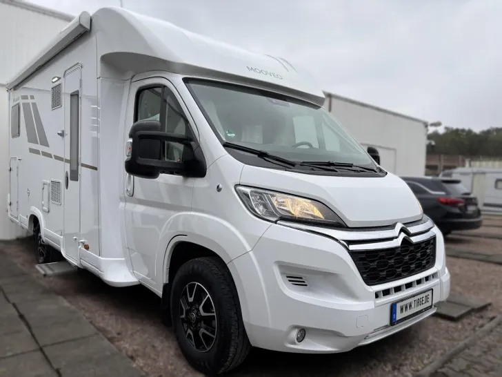 Fahrzeugbild Mooveo Tei 70EB SAT,TV,Solar,Lithium #1