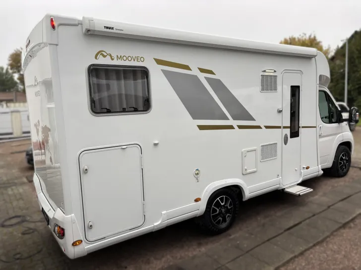 Fahrzeugbild Mooveo Tei 70EB SAT,TV,Solar,Lithium #4