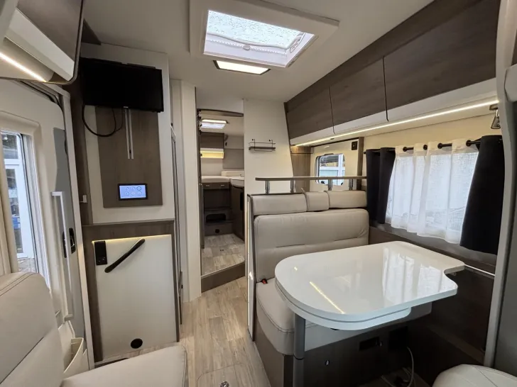 Fahrzeugbild Mooveo Tei 70EB SAT,TV,Solar,Lithium #12