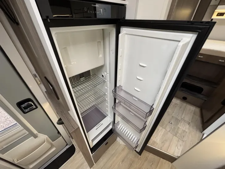 Fahrzeugbild Mooveo Tei 70EB SAT,TV,Solar,Lithium #22