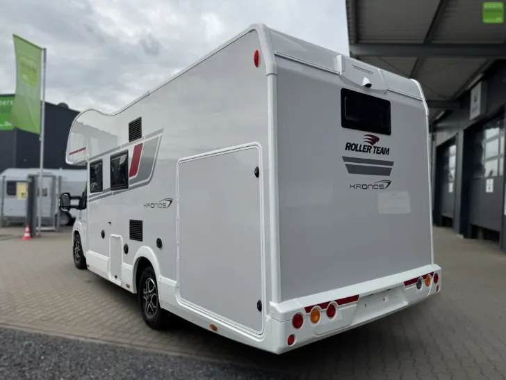 Fahrzeugbild Roller Team Kronos 290 M 4400kg 180PS Winter XXL-Garage #5