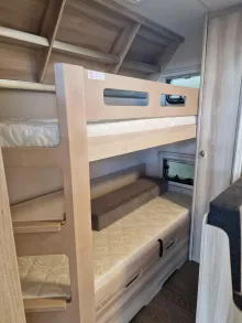 Fahrzeugbild Hobby De Luxe 540 KMFe - IC Line #4