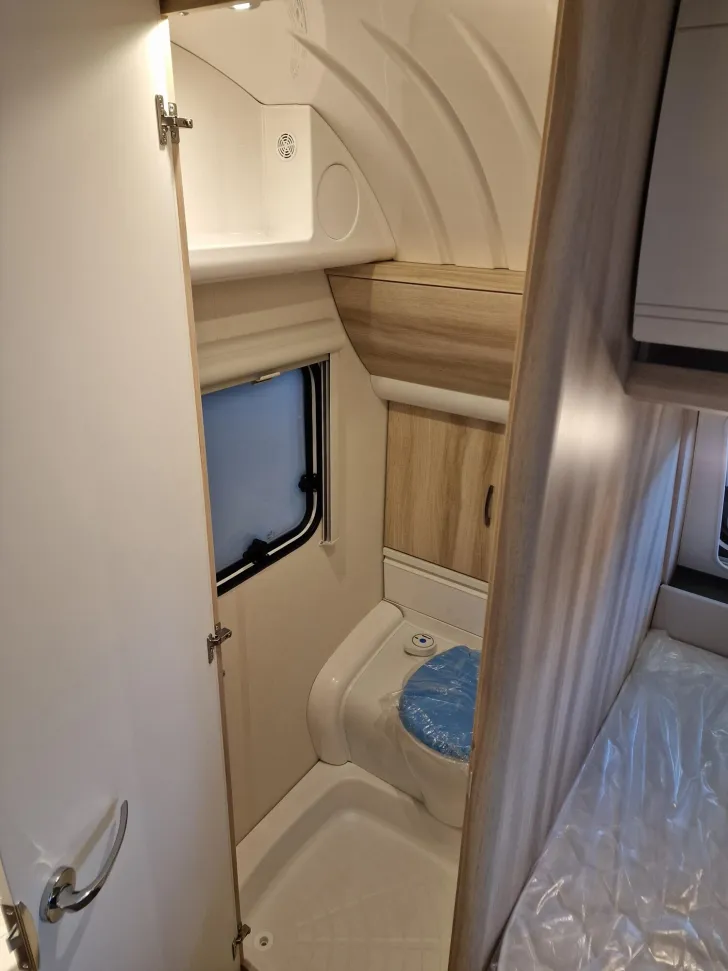 Fahrzeugbild Hobby De Luxe 540 KMFe - IC Line #13