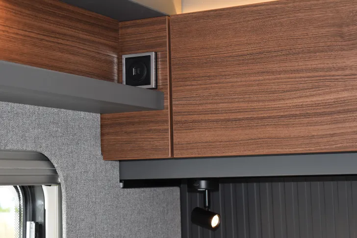 Fahrzeugbild Hymer B-Klasse MC T 680 Mercedes, Automatik, Raumbad #27