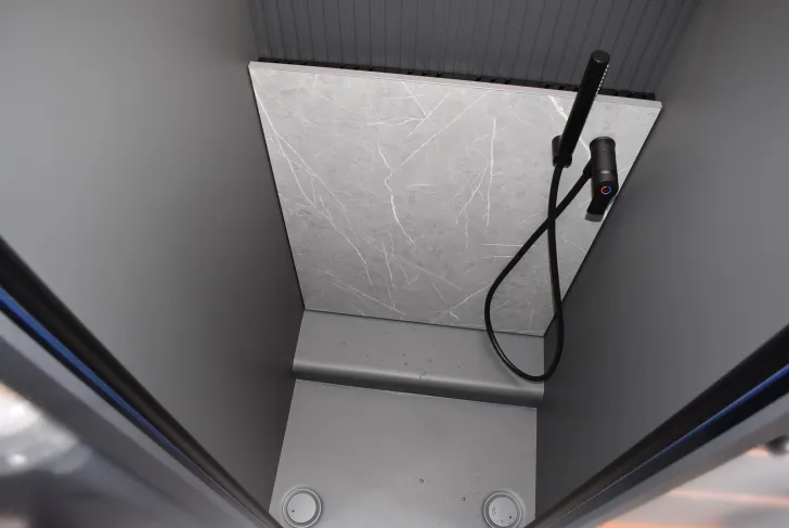 Fahrzeugbild Hymer B-Klasse MC T 680 Mercedes, Automatik, Raumbad #32