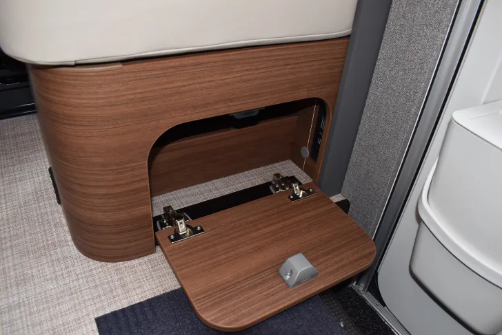 Fahrzeugbild Hymer B-Klasse MC T 680 Mercedes, Automatik, Raumbad #56