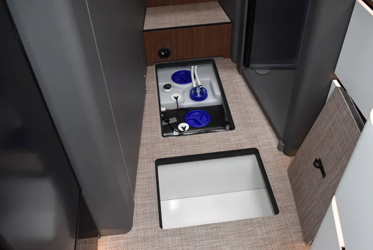 Fahrzeugbild Hymer B-Klasse MC T 680 Mercedes, Automatik, Raumbad #65