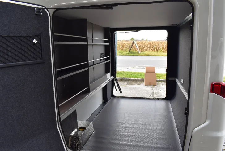 Fahrzeugbild Hymer B-Klasse MC T 680 Mercedes, Automatik, Raumbad #72