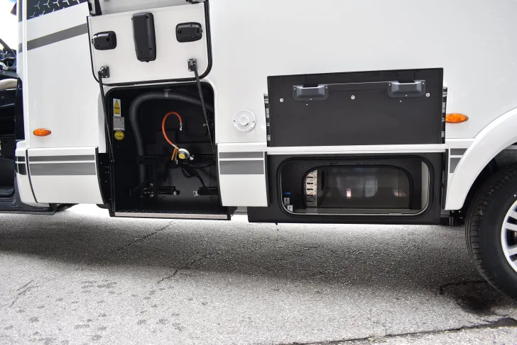 Fahrzeugbild Hymer B-Klasse MC T 680 Mercedes, Automatik, Raumbad #73