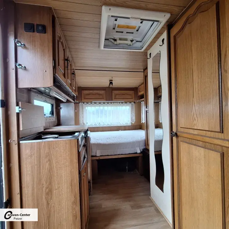 Fahrzeugbild Bürstner Lux 4602 #5