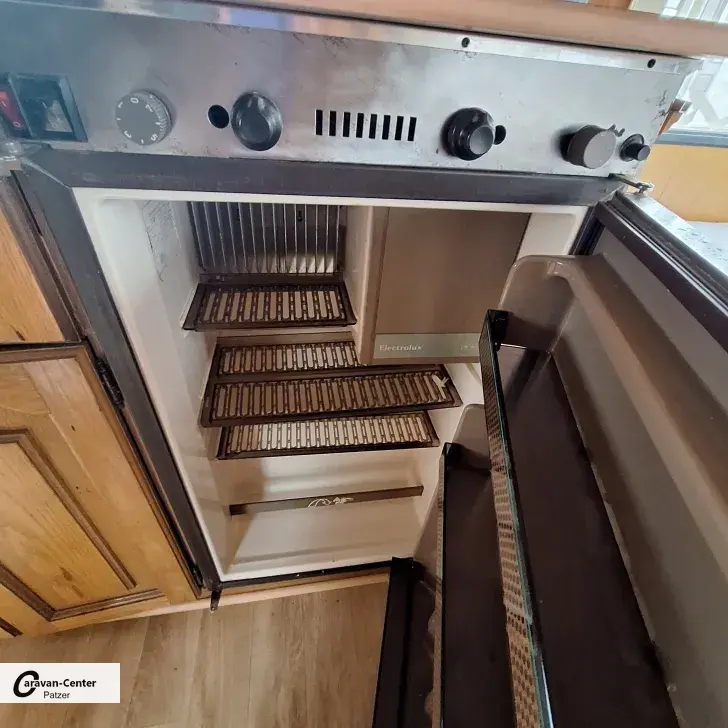 Fahrzeugbild Bürstner Lux 4602 #8