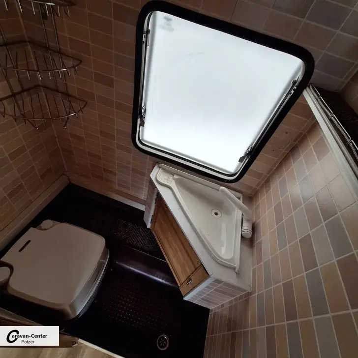 Fahrzeugbild Bürstner Lux 4602 #10