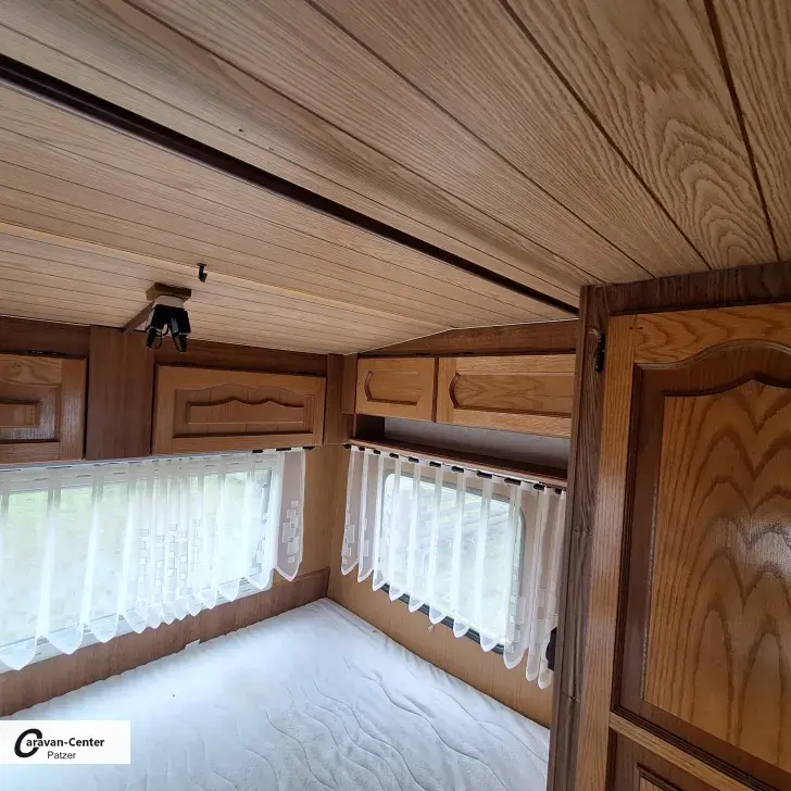 Fahrzeugbild Bürstner Lux 4602 #13