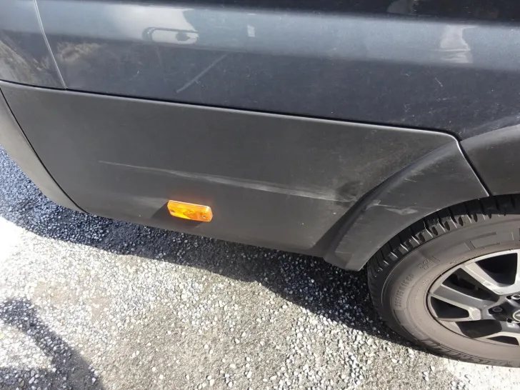 Fahrzeugbild Dethleffs Globetrail 640 S Unfallschaden #10