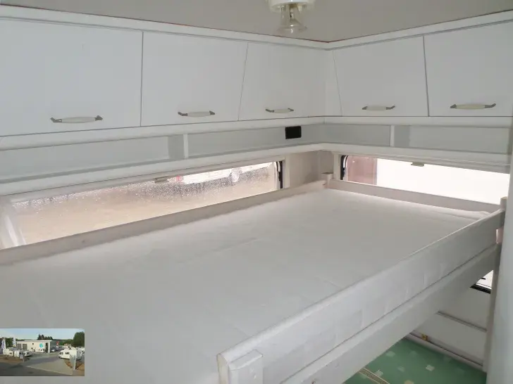 Fahrzeugbild Chateau Caratt 430 Nr. 35 - Etagenbetten #10