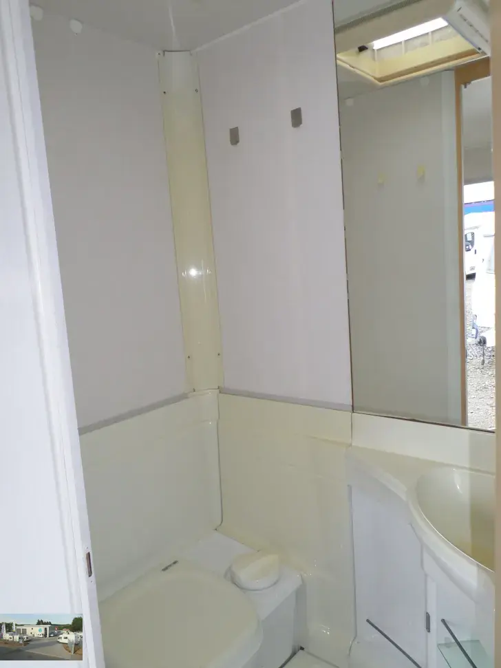 Fahrzeugbild Chateau Caratt 430 Nr. 35 - Etagenbetten #24