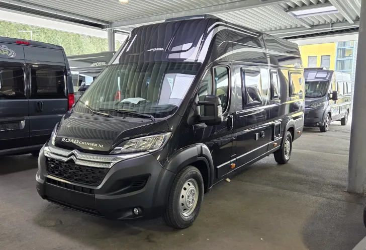 Fahrzeugbild Pössl D-Line Roadcruiser XL mit 2.08m Längsbett #6