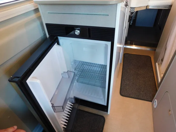 Fahrzeugbild Bürstner Delfin Limited C 621 ---EINZIGARTIG---Schlafdach #14