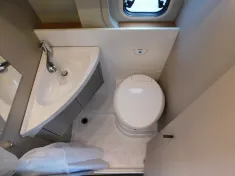 Bild 15 Bürstner Delfin Limited C 621 ---EINZIGARTIG---Schlafdach