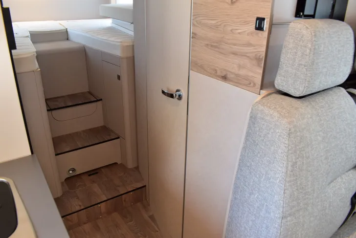 Fahrzeugbild Hymer Exsis-i 580 Pure Sat, TV, Klima, Navi, 4 Betten #14