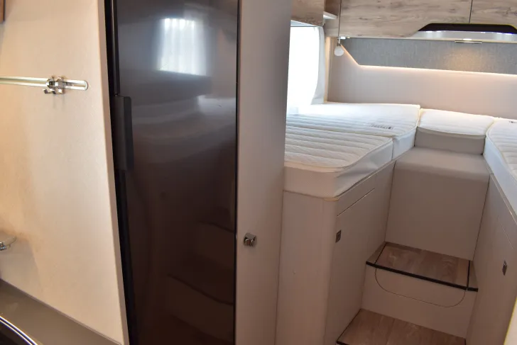 Fahrzeugbild Hymer Exsis-i 580 Pure Sat, TV, Klima, Navi, 4 Betten #16