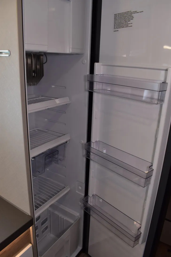 Fahrzeugbild Hymer Exsis-i 580 Pure Sat, TV, Klima, Navi, 4 Betten #17