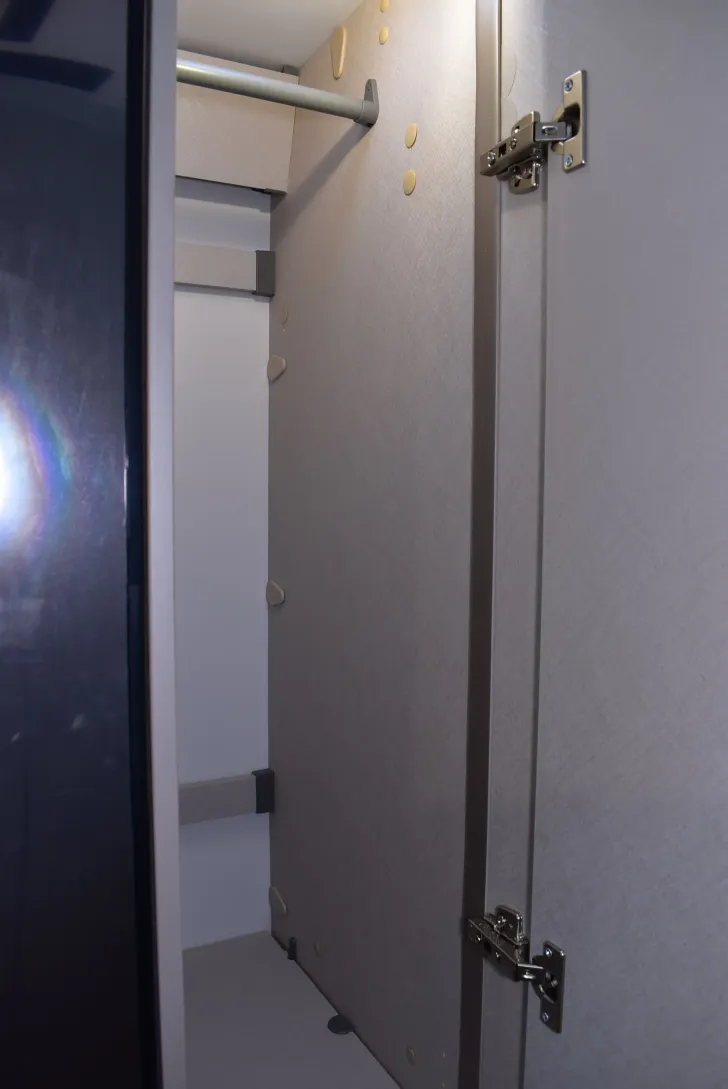 Fahrzeugbild Hymer Exsis-i 580 Pure Sat, TV, Klima, Navi, 4 Betten #18