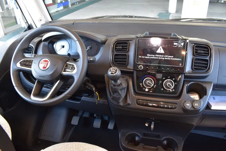 Fahrzeugbild Hymer Exsis-i 580 Pure Sat, TV, Klima, Navi, 4 Betten #33