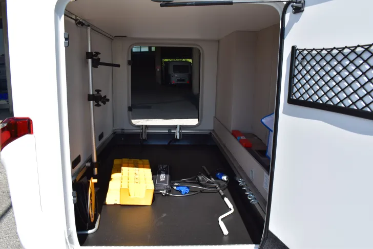 Fahrzeugbild Hymer Exsis-i 580 Pure Sat, TV, Klima, Navi, 4 Betten #39