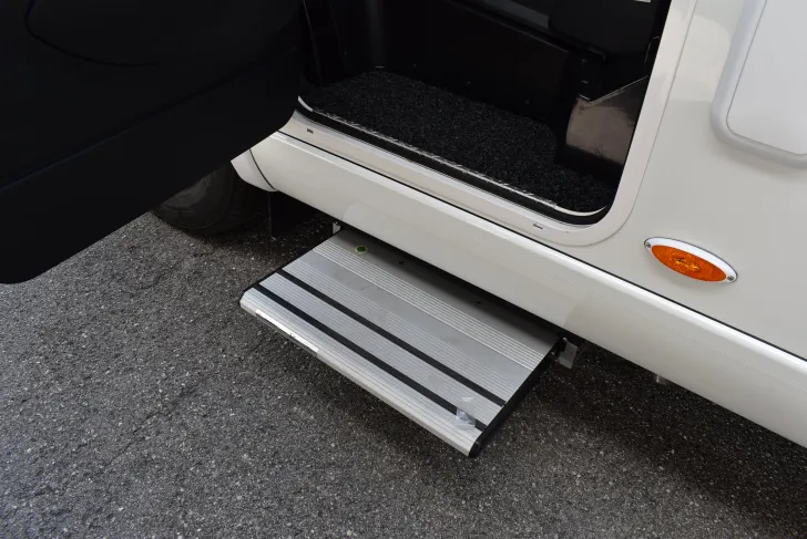 Fahrzeugbild Hymer Exsis-i 580 Pure Sat, TV, Klima, Navi, 4 Betten #42