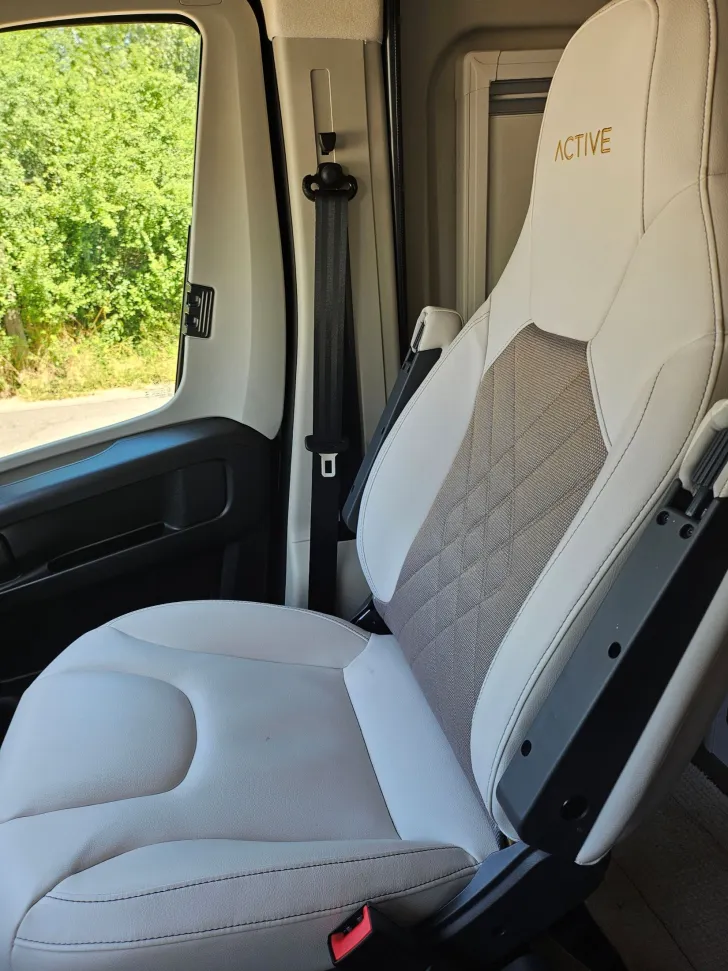 Fahrzeugbild Bürstner Eliseo C 602 #9
