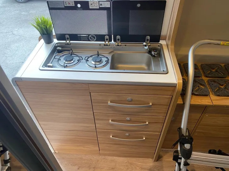 Fahrzeugbild Hymer Ayers Rock Fiat Ihr Vorteil. Unser Service. #11