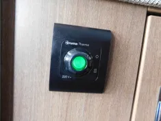 Bild 18 Tabbert Senara 460 E 2.3 Fahrradträger,12V-Versorgungsp.