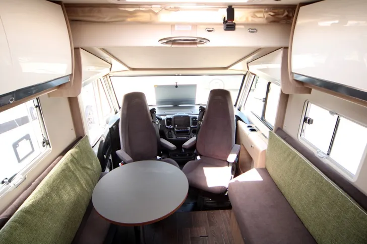 Fahrzeugbild Laika Ecovip H 3110 #6