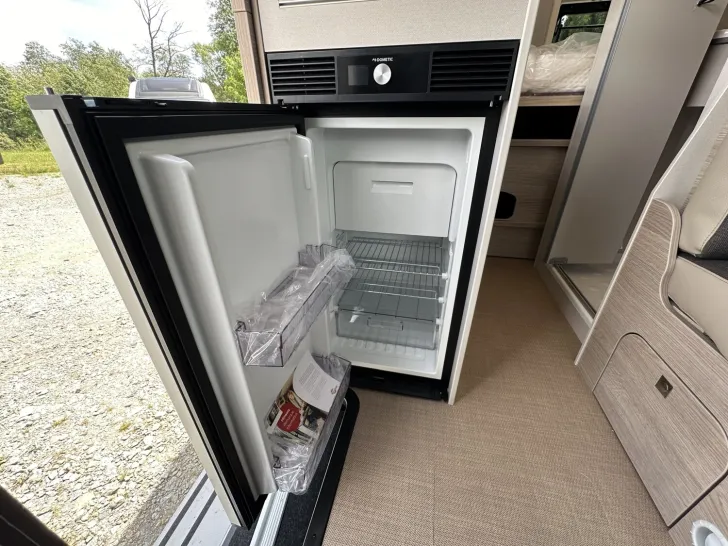 Fahrzeugbild Bürstner Lineo C 550 Schlafdach | Lithium Batterie #13
