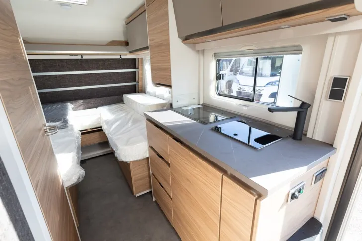 Fahrzeugbild Dethleffs Nomad 460 EL *Fast 5000 Rabat* #10