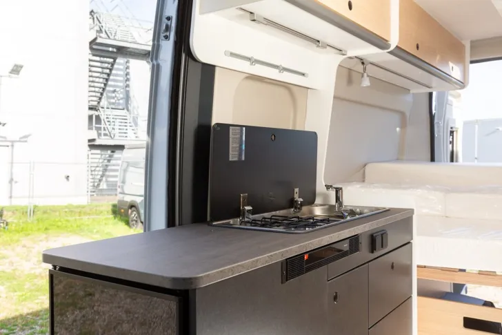 Fahrzeugbild Sunlight Cliff 600 591 KG Zuladung #13