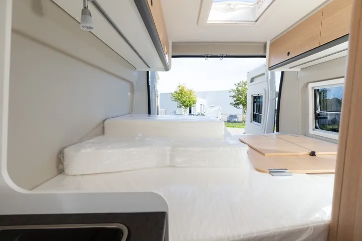 Fahrzeugbild Sunlight Cliff 600 591 KG Zuladung #15