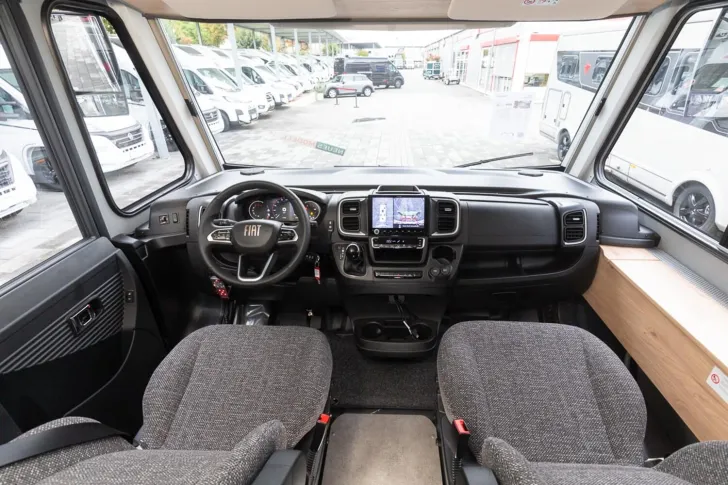 Fahrzeugbild Dethleffs XL Family I 7812-2 Ab Sofort Verfügbar #19