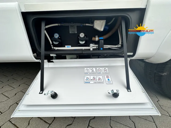 Fahrzeugbild Weinsberg CaraHome 550 MG 4 Pakete Navi/Rückfahrkamera #9