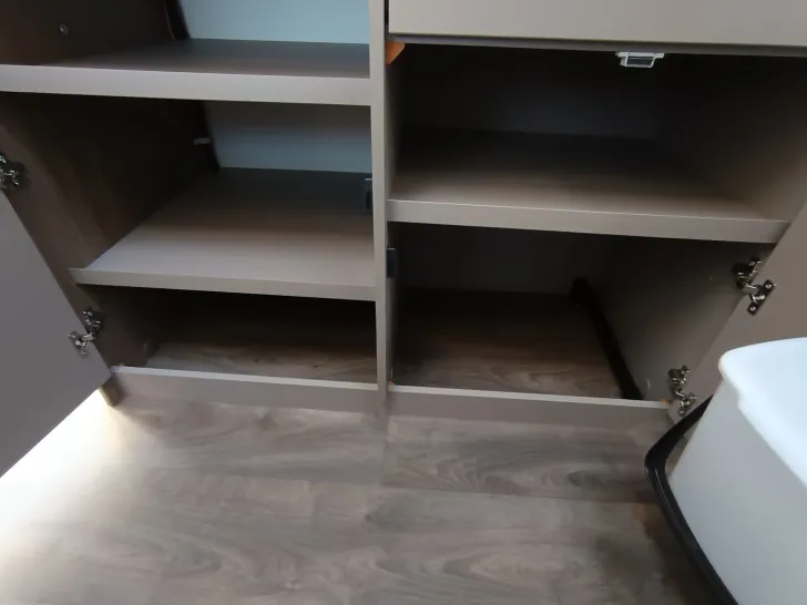 Fahrzeugbild Carado pro A 361 140PS MANUELL/Fahrradträger/Markise #27