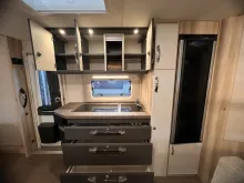 Fahrzeugbild Hobby De Luxe 545 KMF - Mover, 3er Bett, Autark, uvm #11