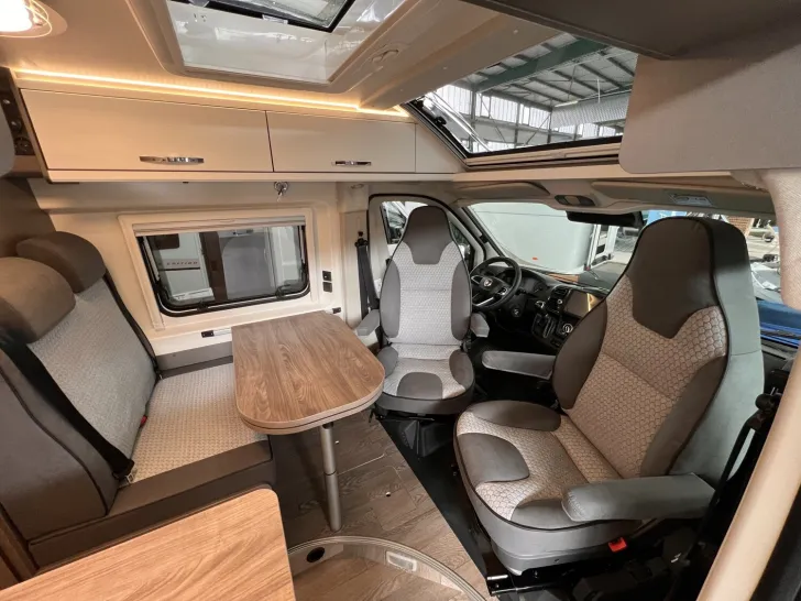 Fahrzeugbild Hobby Vantana De Luxe K65 ET - stark reduziert #4