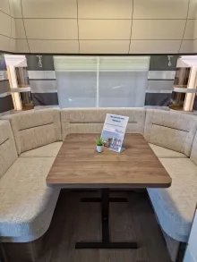 Fahrzeugbild Hobby Excellent Edition 460 UFe #3