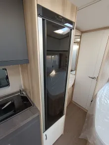 Fahrzeugbild Hobby De Luxe 460 UFe #11