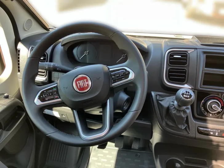 Fahrzeugbild Carado pro V 132 #12