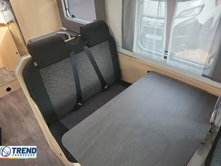 Fahrzeugbild Sunlight T 67 #12