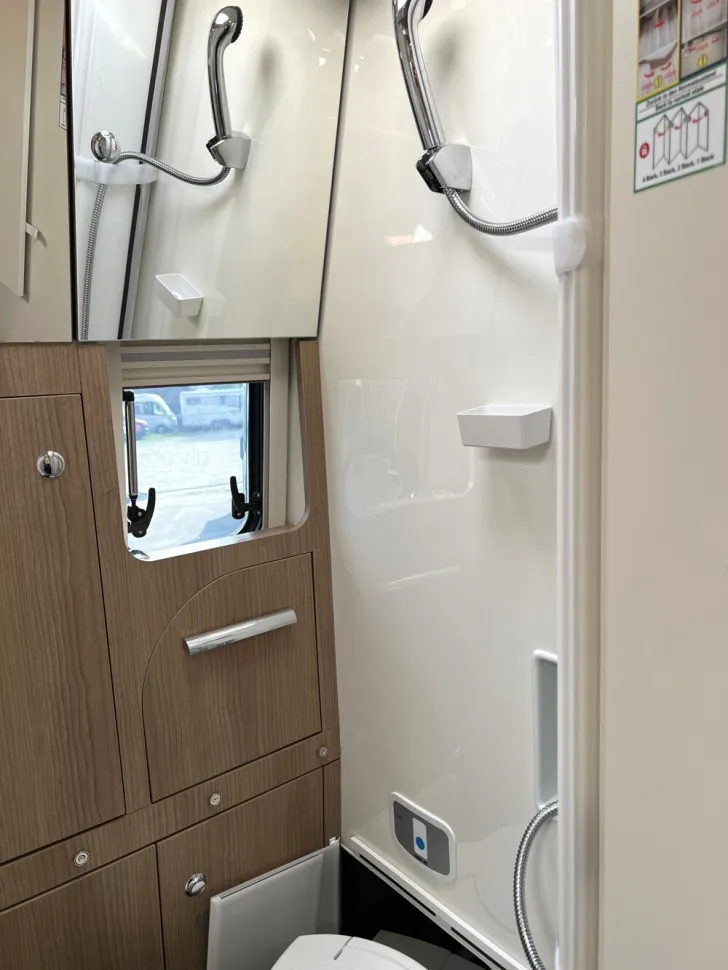 Fahrzeugbild Malibu Genius 641 LE #13